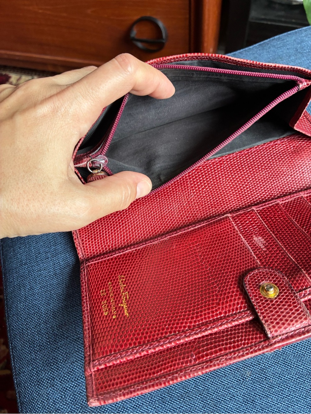Salvatore Ferragamo Bordeaux Textured Leather Bow-Accent Wallet Purse - Picture 9 of 12